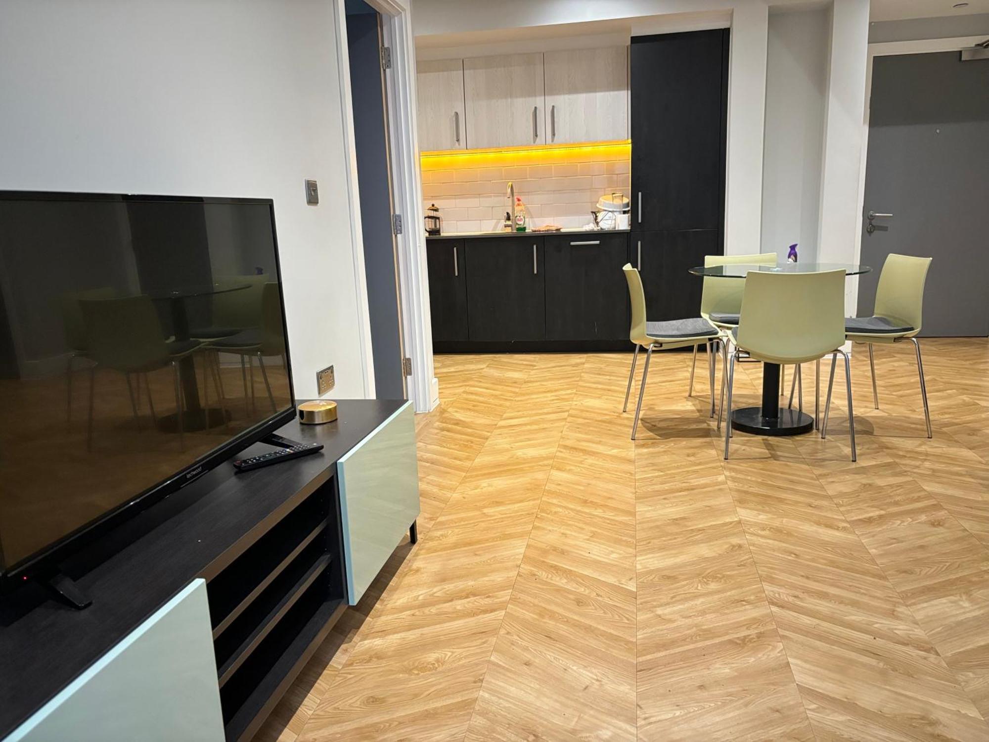 Mh Birmingham - 2 Bed 2 Bath Luxury Apartment - Financial District - Local Bar And Dining Deals Available Buitenkant foto